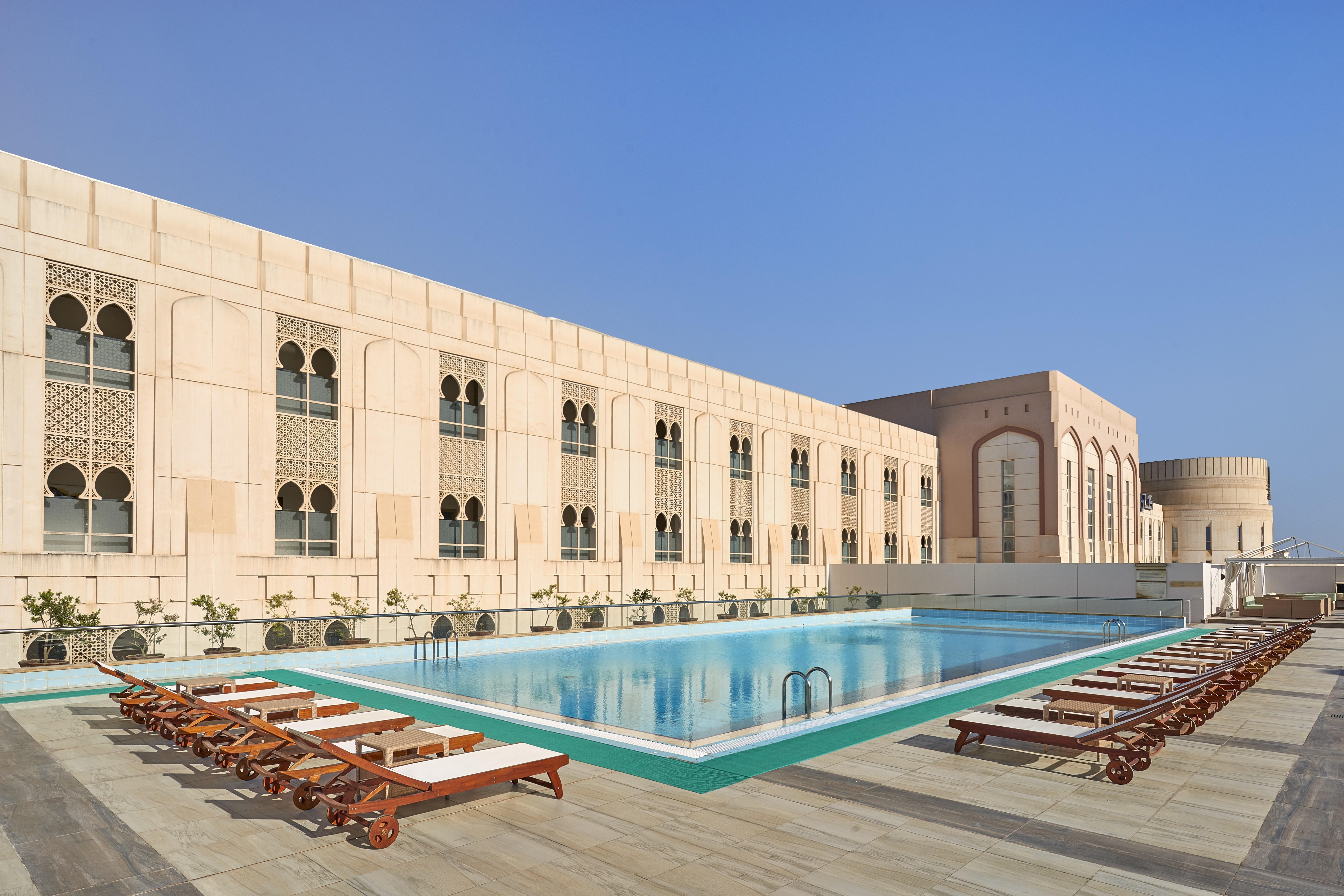Salalah Gardens Hotel Bagian luar foto